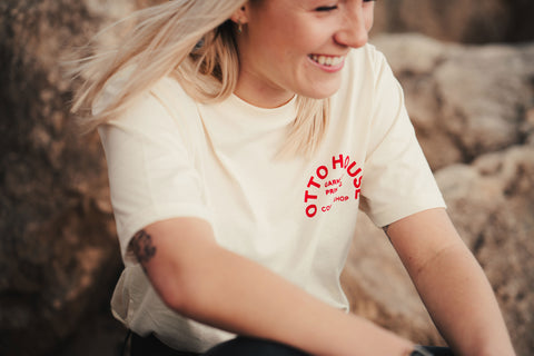 Otto Apparel – Outdoor Photoshoot at the Beach Featuring Sustainable and Stylish Clothing 2